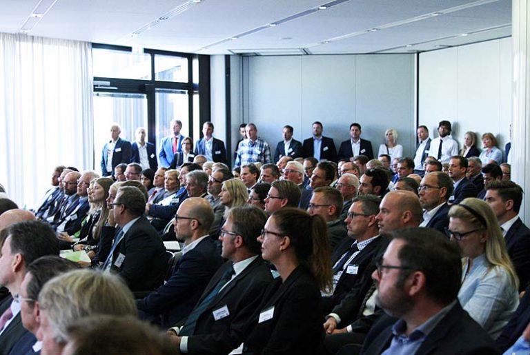 Der DOGK-Kongress in Düsseldorf gehört zu den wichtigen Veranstaltungen für die Einkäufer von Obst und Gemüse.